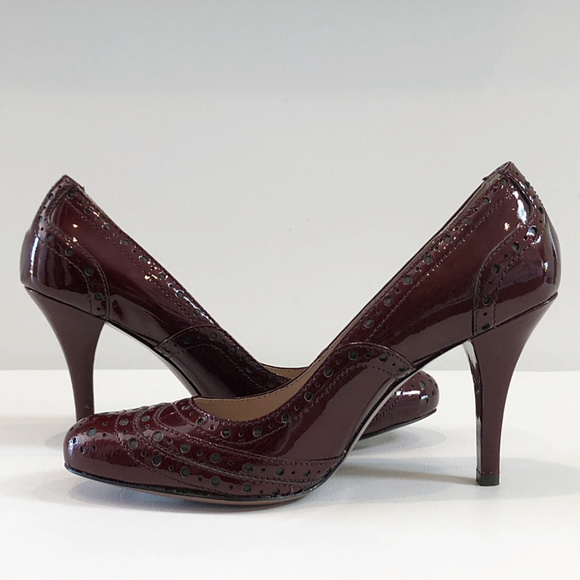 Joan & David Patent Leather Perforated Pumps - Picture 2 of 8